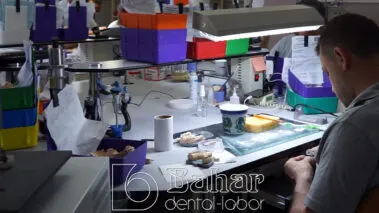 Poselen Diş Kaplama Laboratuvarı